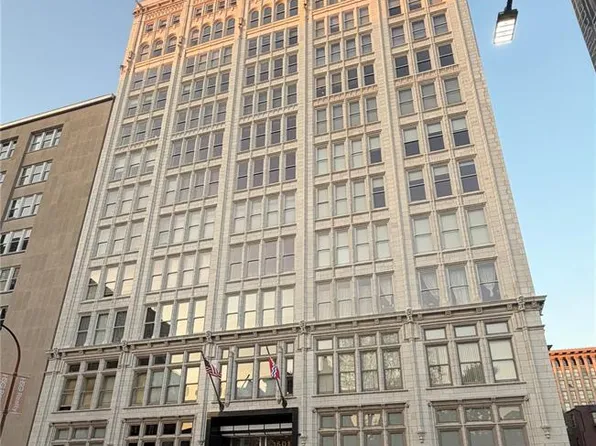 1501 Locust St APT 201, Saint Louis, MO 63103