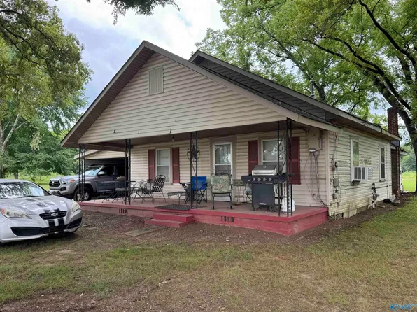 2403 Shady Grove Ln SW, Decatur, AL 35603