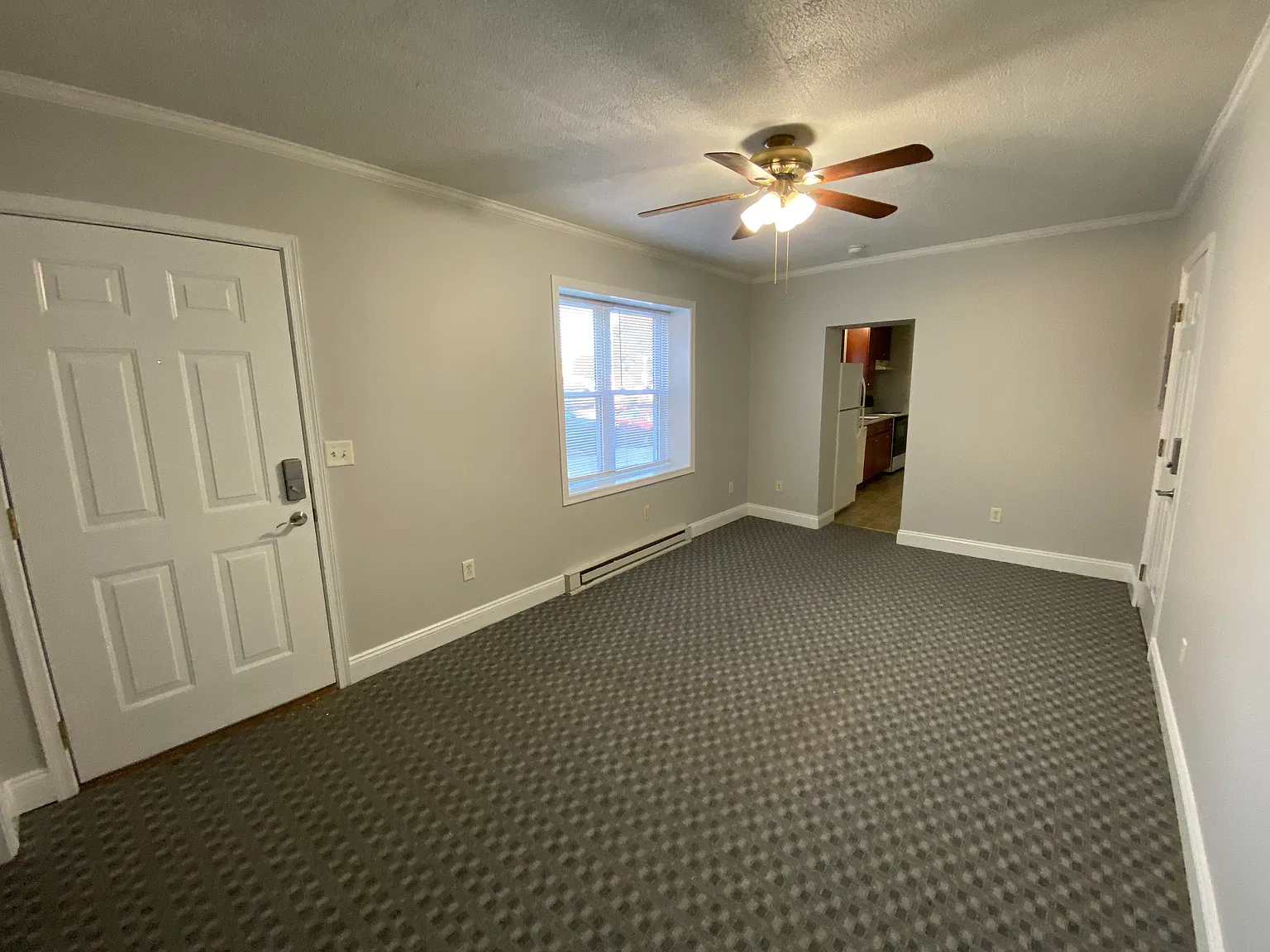 2 bed, $1,150 — Photo 2