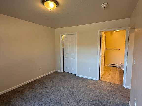 5th image of 52 Commons Cir #4-101