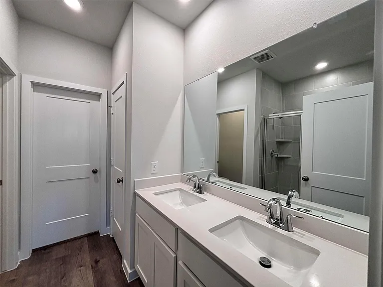 32506 Timber Point Dr — Photo 14