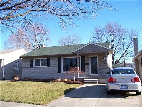 1st image of 17636 Glenmore St