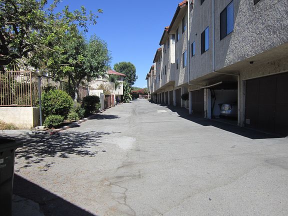 4th image of 14335 Terra Bella St. #A