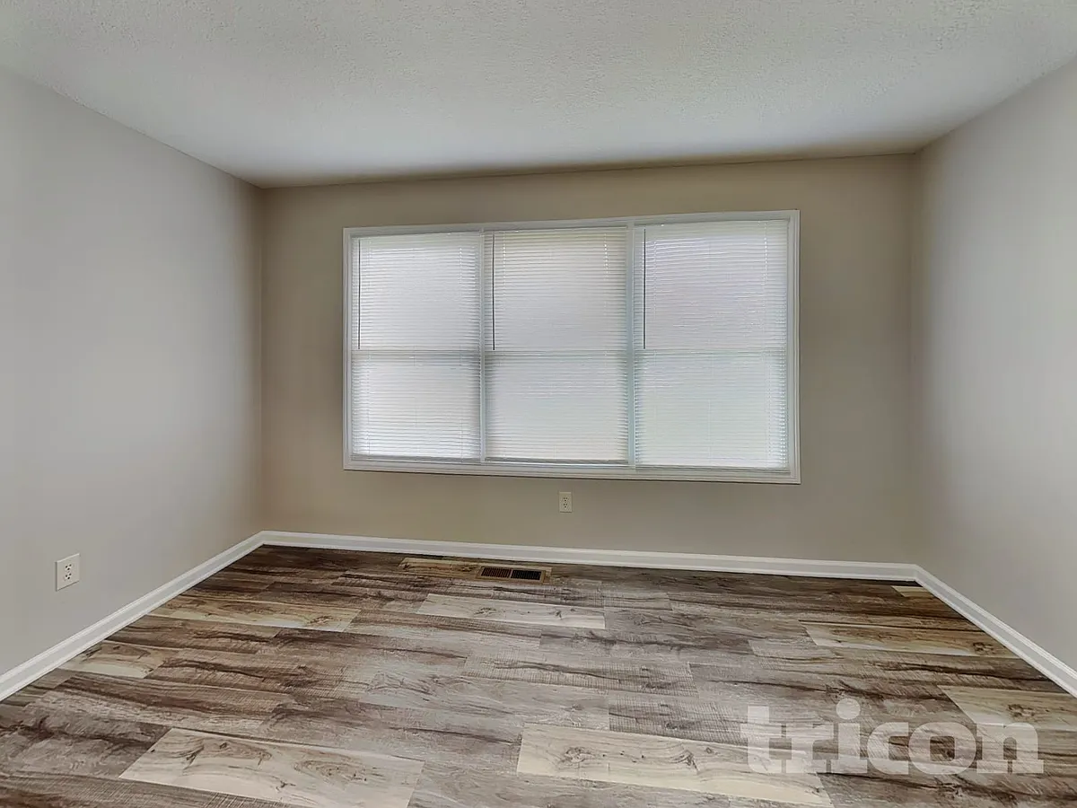 Building Photo - 106 Sunburst Cir