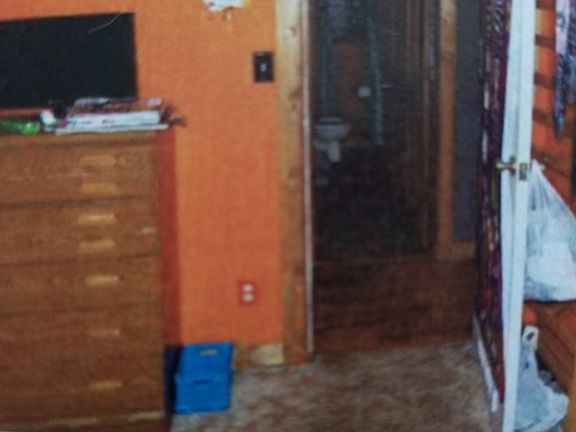 2nd image of 408 E Hanna St