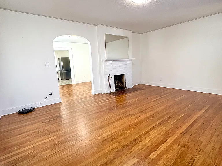 20 E Daytona Dr — Photo 9