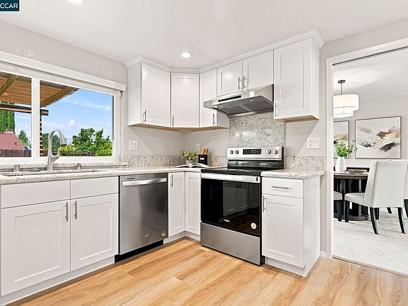 4th image of 1358 Shade Oak Ln
