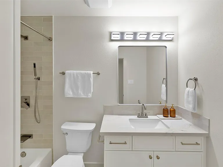 20 Buttonbush Ct — Photo 32