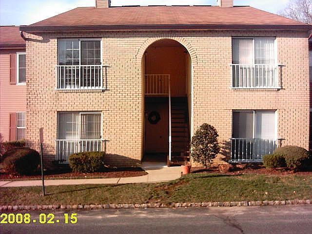 Unit 1 is ground-floor on left