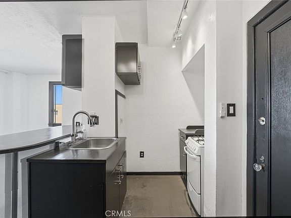 5th image of 315 W 3rd St Unit 410