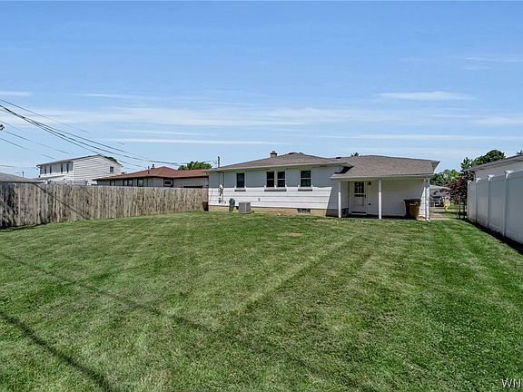 3rd image of 87 Knollwood Dr
