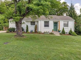 2504 Shadow Ln, Nashville, TN 37216