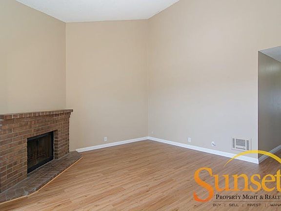 4th image of 1672 Emerald St APT 8