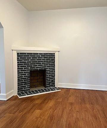 3rd image of 507 W Whitney Ave