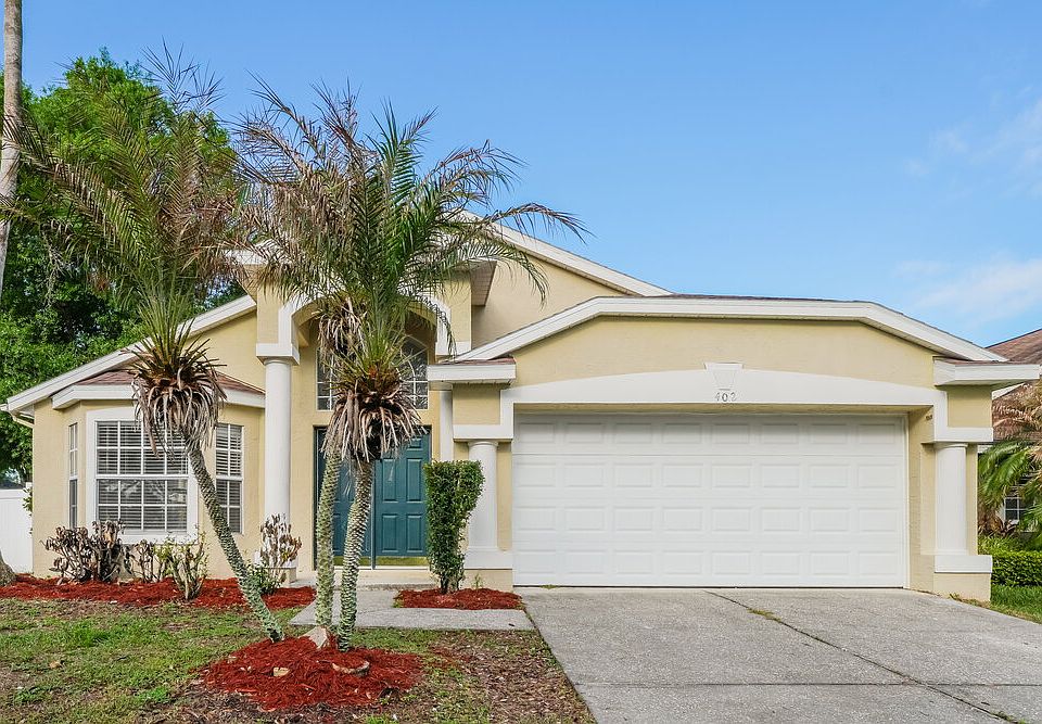 1st image of 402 Sangria Dr