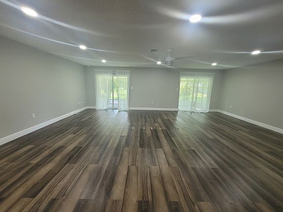 4th image of 10481 Montpelier Cir