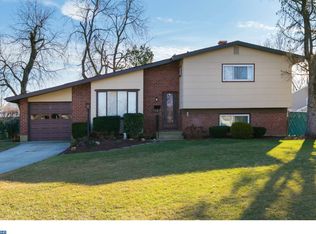 269 Columbus Dr, Mantua, NJ 08051