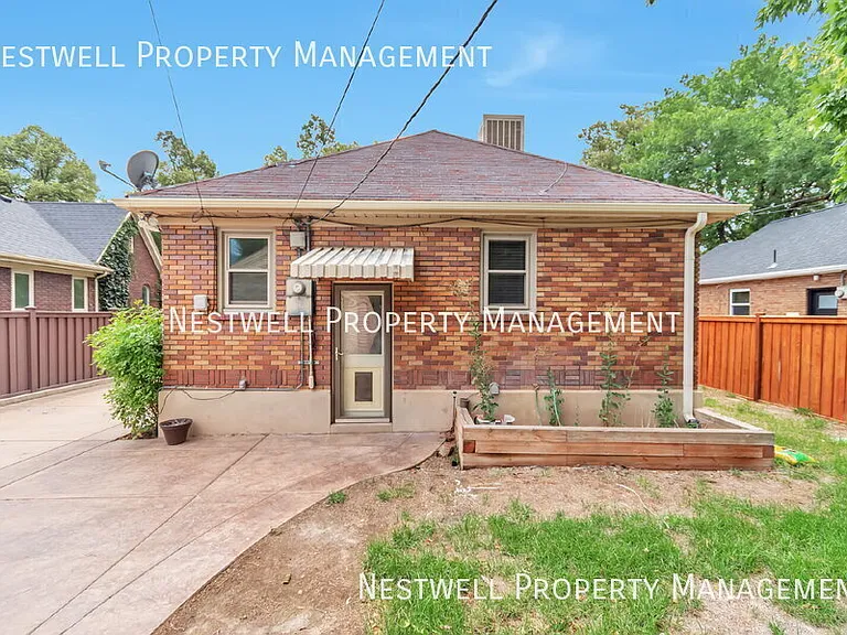 2681 S Chadwick St — Photo 13