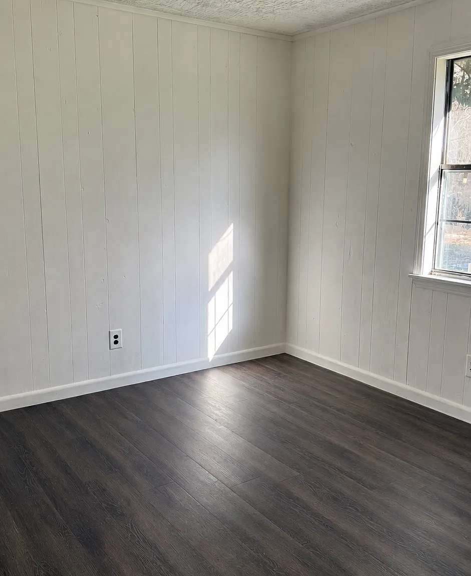 2 bed, 900 sqft, $900 — Photo 3