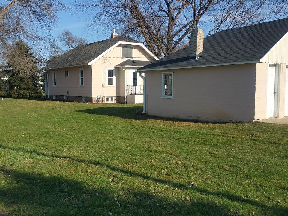 Large country lot