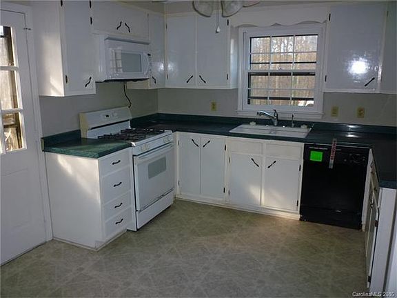 4th image of 1559 Sharon Ln