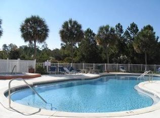 4270 Calinda Ln APT 353, Niceville, FL 32578