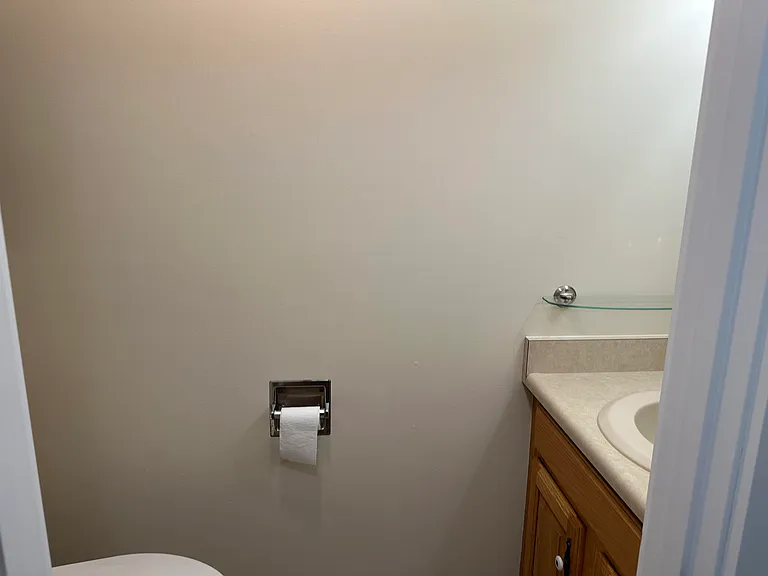 25 Charlonne St #3 — Photo 10