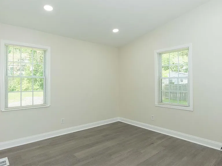 1645 Abner Ter NW — Photo 12