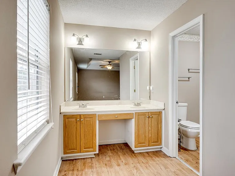 2508 Sand Ridge Ct — Photo 24