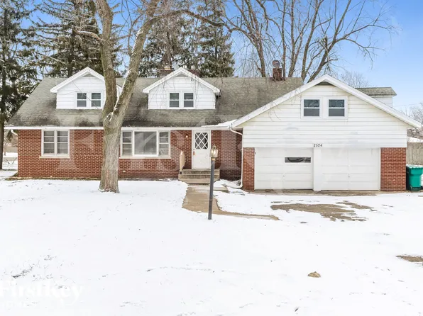 2524 Golfview Dr, Joliet, IL 60435