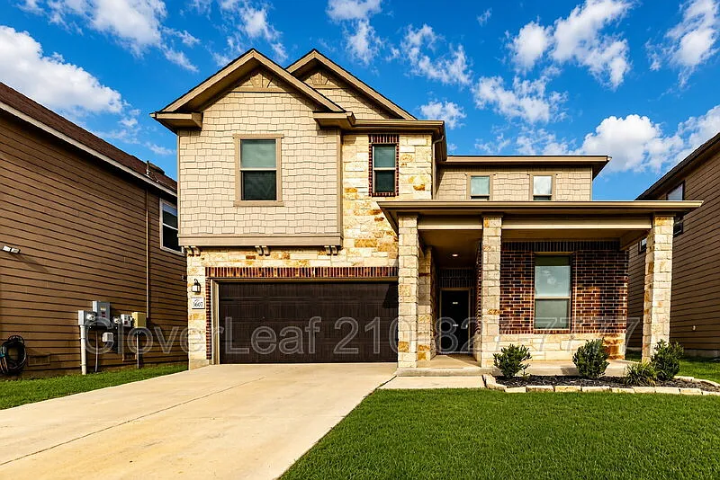 3 bed, 2.5 bath, 2403 sqft, $1,927 — Photo 3