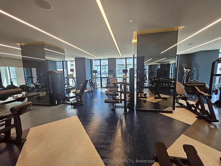 1 Yorkville Ave #4401 — Photo 22