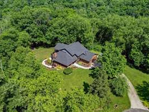 2nd image of 7698 Briargreen Ln