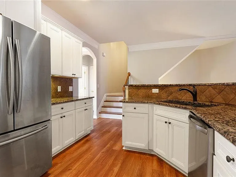 10467 Holliwell Ct — Photo 14