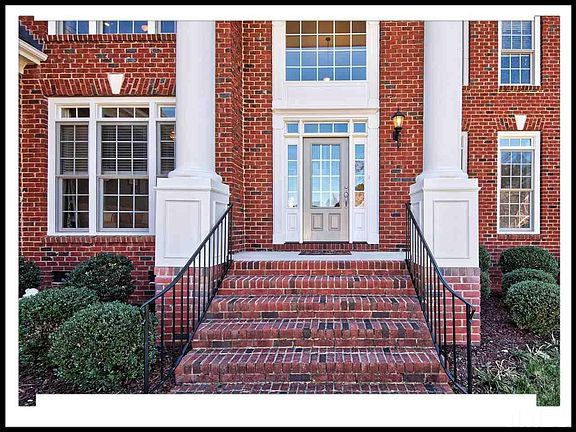 2nd image of 4503 Cumberland Dr