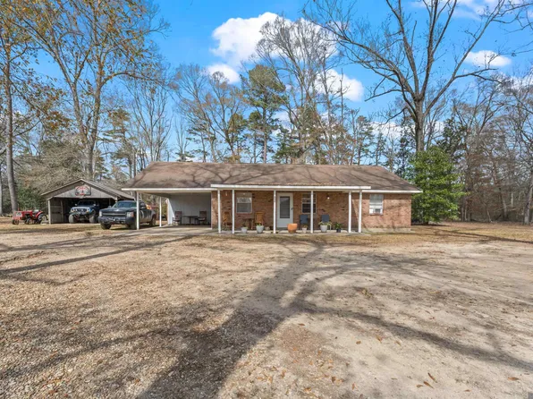 806 Lemon B Rd, Slaughter, LA 70777