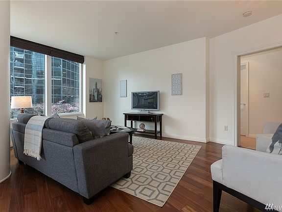4th image of 10700 NE 4th St Unit 608