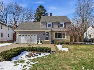 1390 Brainard Rd, Lyndhurst, OH, 44124