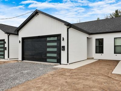 25 Elm St, Schroeppel, NY, 13135