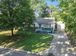 441 N 9th St, Towanda, KS 67144