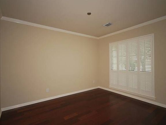 Formal Dining