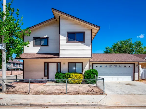 1822 Park Circle Dr, Lancaster, CA 93535