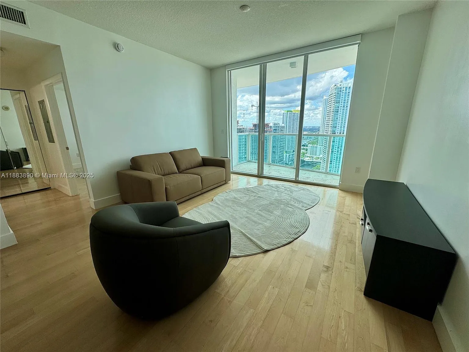 Brickell On The River N T — Photo 4