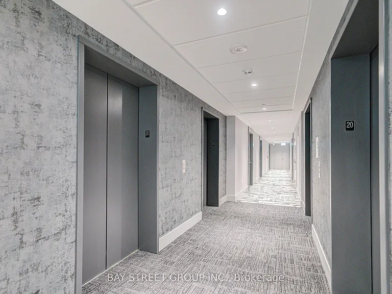 5858 Yonge St #2023 — Photo 7