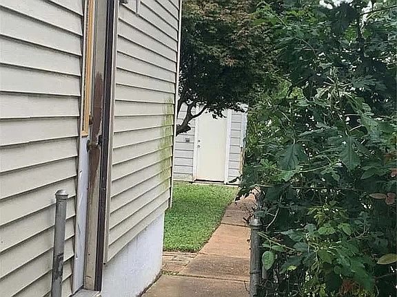 4th image of 7611 Alaska Ave
