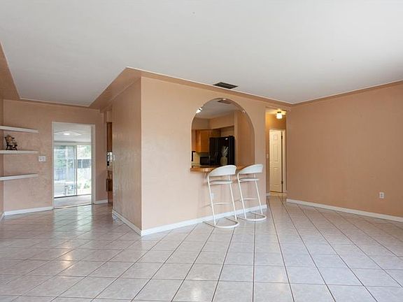 3rd image of 5225 18th St N