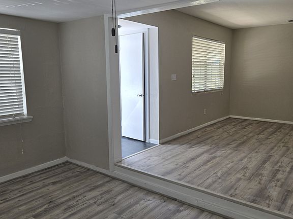 2nd image of 3620 S Hesperides St