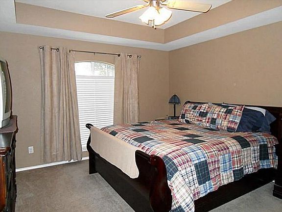 5th image of 1572 Hansberry Dr