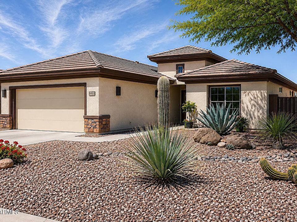1st image of 40902 N NOBLE HAWK Way