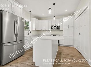 2905 10th St, Wayland, MI 49348